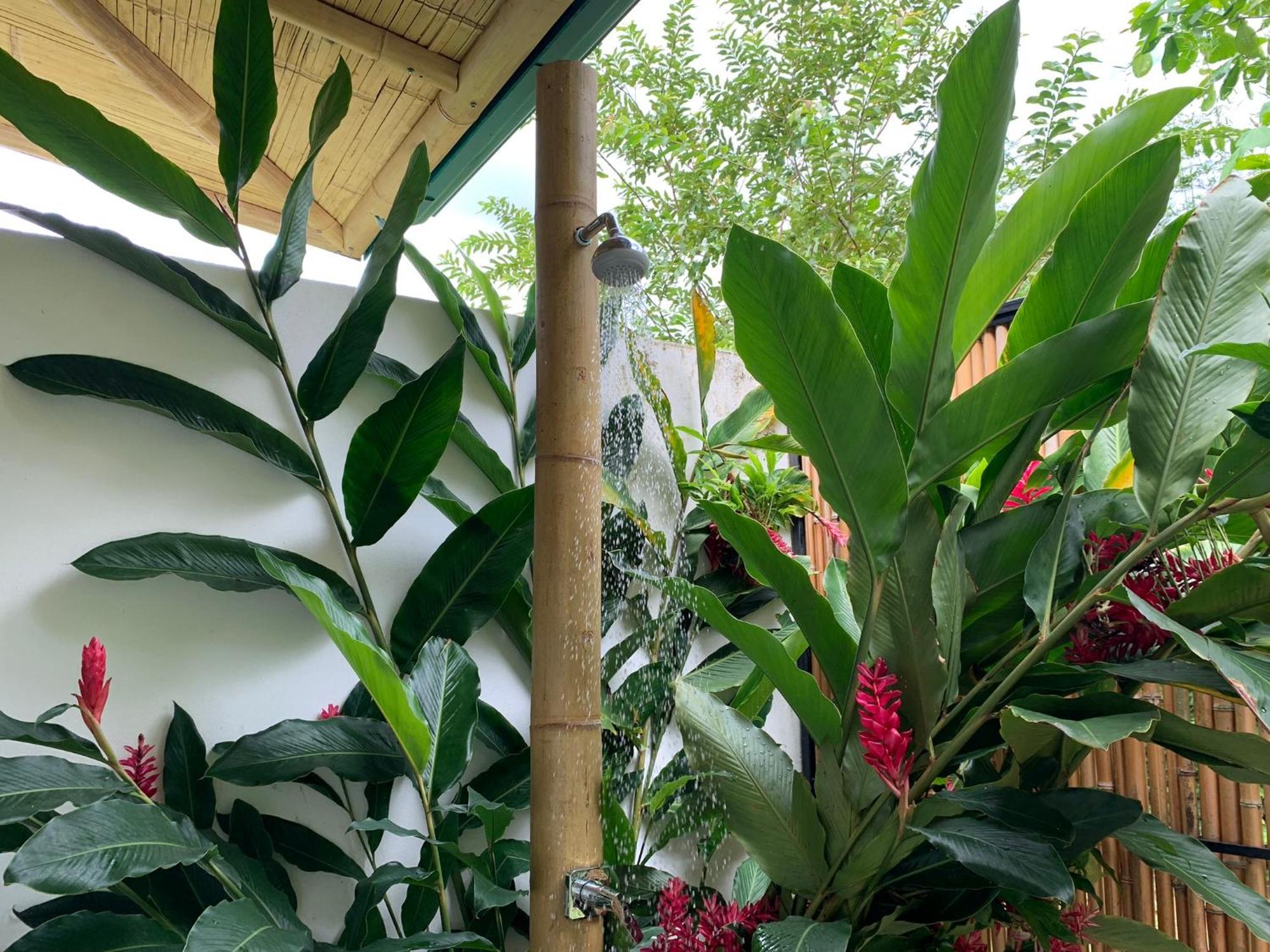 Bambura Bahia Villas 乌维塔 外观 照片